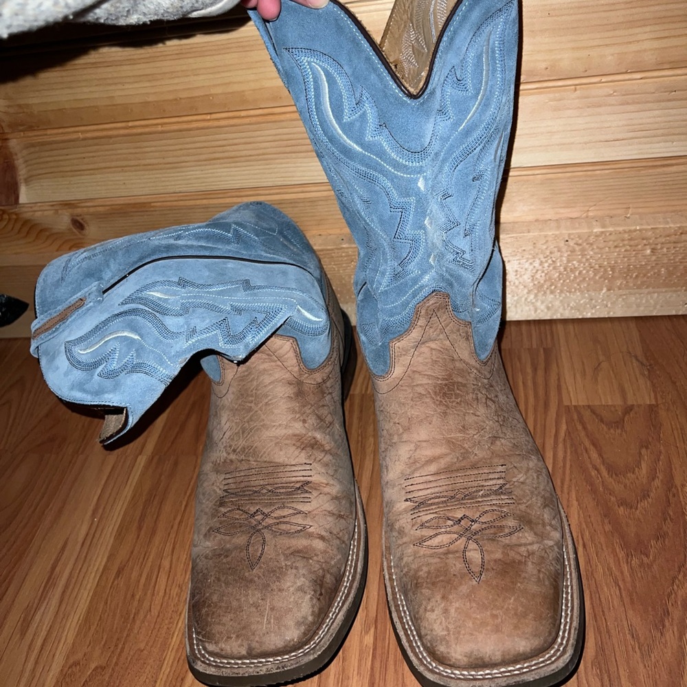 Mens square toe cowboy boots